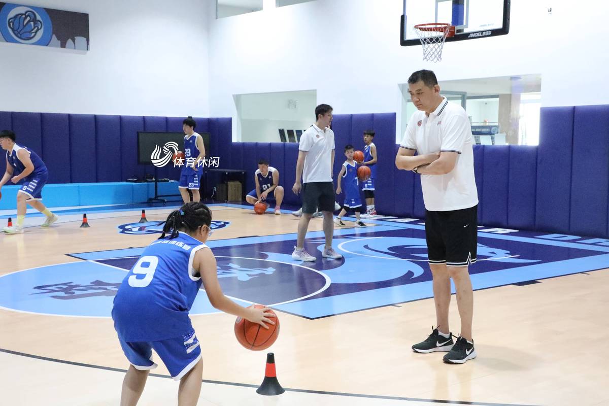 青少年篮球爱好者适合的训练营有哪些？